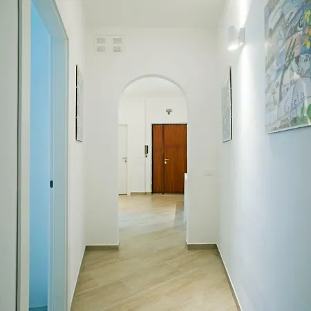 Гостевой дом Sapore Di Mare Al Corso 4*